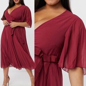 NWOT ASOS CURVE Pleated midi dress with kimono sleeves and tie waist.
